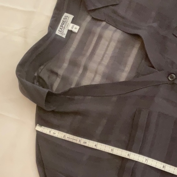 Express Portofino Slim-Fit Dark Gray Sheer Blouse, Size Large - Picture 8 of 9